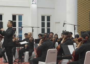 Rumah Dinas Wako Bergema Bersama Bukittinggi Oechestra