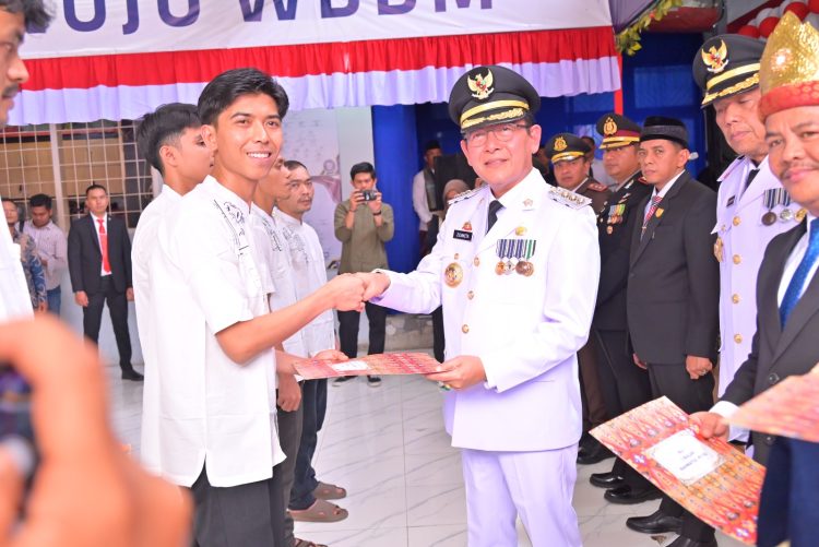 Walikota Payakumbuh Beserta Wakil Takjub Akan Tampilan Sosiodrama HUT RI Di Lapas IIB