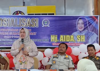 Hj.Aida Sampaikan Perda nomor 5 tahun 2020 Dalam Sosper Di Aula Dinas Kesehatan Limapuluh Kota
