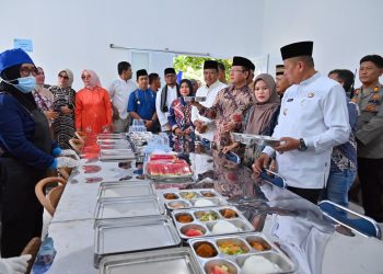 Wako Dan Wawako Payakumbuh Resmikan Dapur MBG Mesra Subarang Batuang