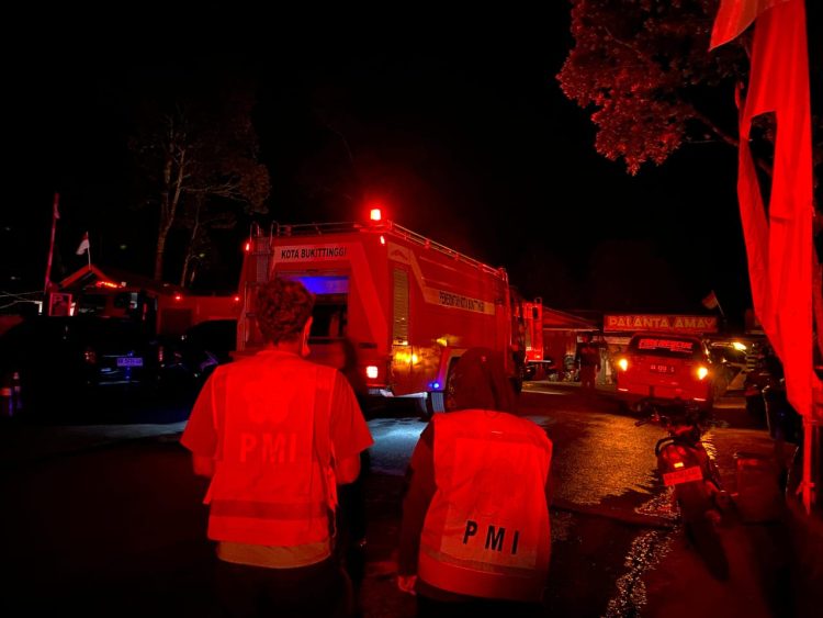 Empat Kios di Kawasan Wisata Negeri Diatas Awan Hangus Dilalap Api