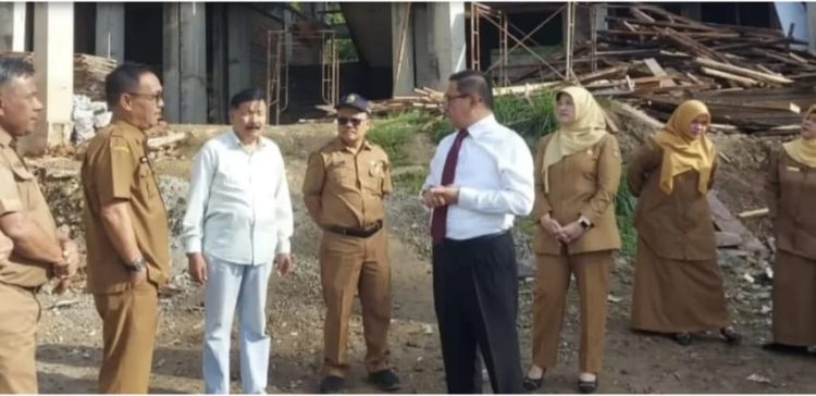 Sekolah Rp4,4 Miliar: Antara Puing Lama dan Janji Baru