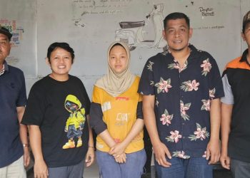Siswi SMP Limapuluh Kota yang Minta Imigrasi Tidak Deportasi Ibunya, Ternyata Ketua OSIS dan Juara Umum, Hidup Mengembalakan Kambing