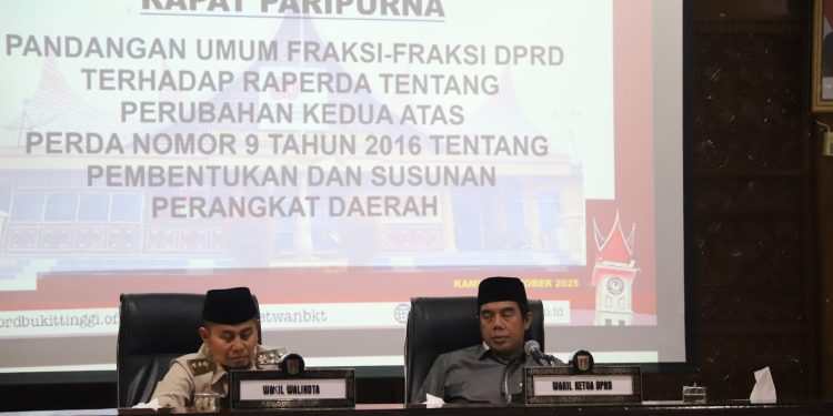Fraksi-Fraksi Bedah Perubahan Perda, Dari Risiko Tumpang Tindih Hingga Bahaya Merger Dinas