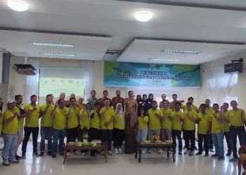 Komitmen Hijau dari Tepi Batang Sianok: Kayu Kubu Kukuhkan Komunitas Peduli Sungai