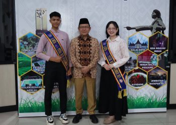 Zulmaeta Melepas Dua Finalis Duta Genre Yang Wakili Kota Payakumbuh Pada Ajang Duta Genre Sumatera Barat