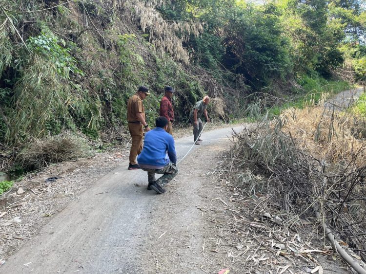 Jalan Utama Putus Total Akibat Longsor di Bukik Batabuah Mulai Dibangun