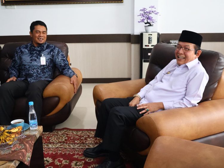 BSI Serahkan Bantuan Rp25 Juta untuk Pemulihan Pasar Payakumbuh Pascakebakaran