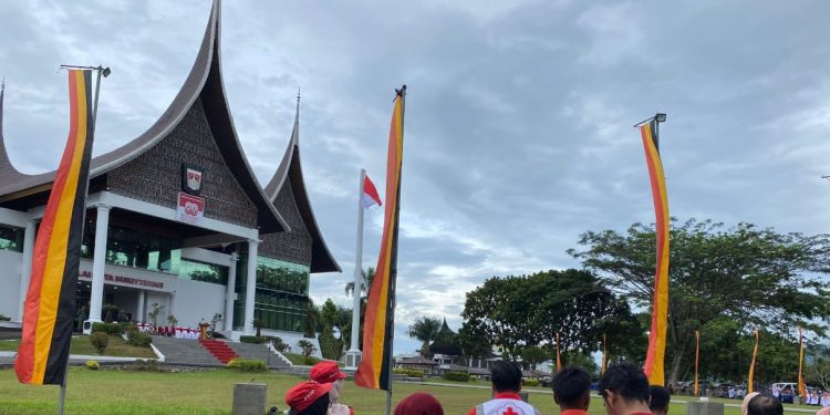 Tujuh Pejabat Eselon II Dilantik di Bukittinggi: Rotasi untuk Perkuat Birokrasi Profesional