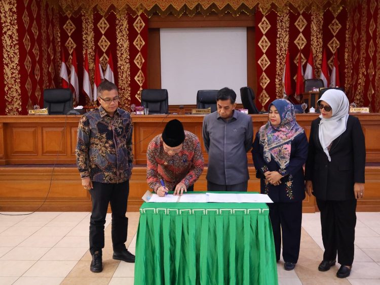 APBD Payakumbuh 2026 Disahkan, Total Belanja Rp745,658 Miliar dengan Defisit Rp95,358 Miliar