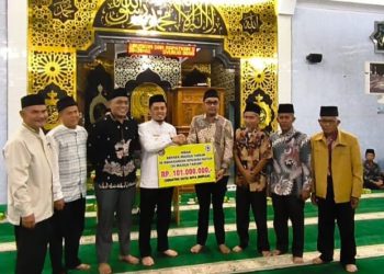 Bantuan Rp294,7 Juta Disalurkan ke 66 Lembaga Keagamaan Di Situjuah