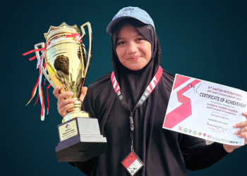 Gadis Payakumbuh ‘Bisa!’, Nayyara Ayudia Khansa Sabet Medali di Kejuaraan Panahan Internasional