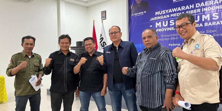 Aklamasi yang Mengikat, Kolaborasi yang Menguat