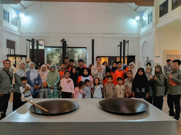 Siswa SLB Yayasan Peduli Anak Nagari Akabiluru Kunjungi Museum Gudang Ransum Sawahlunto