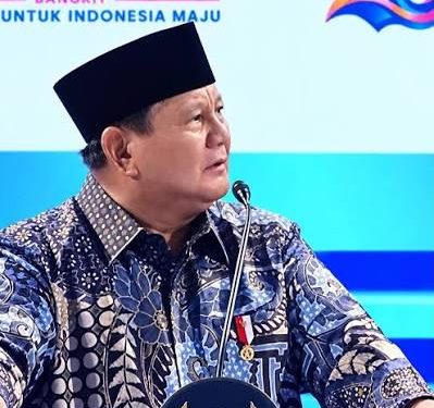 Prabowo Soroti Pakar yang Dinilai Sebarkan Fitnah, Saking Pintarnya Jadi “Goblok”