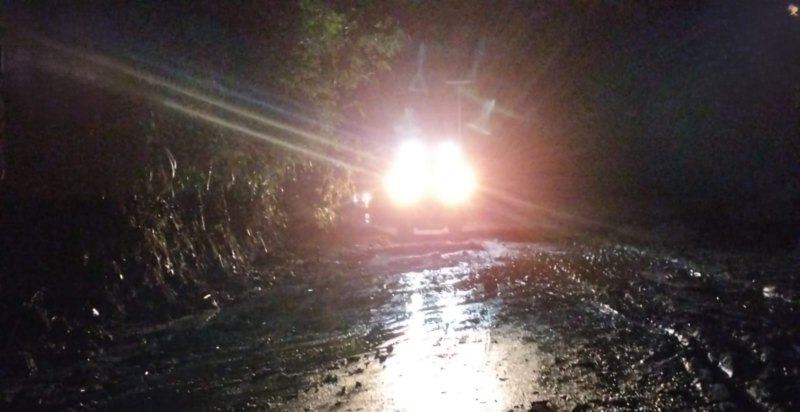 Akses Jalan Tapan-Kerinci Kembali Dibuka Sistem Buka Tutup. (Foto: Dok. Langgam.id)