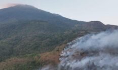 Karhutla Gunung Ciremai Masih Membara di 10 Titik