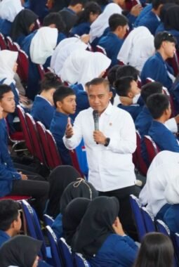 BNPT Minta Mahasiswa Kritis Bermedia Sosial Cegah